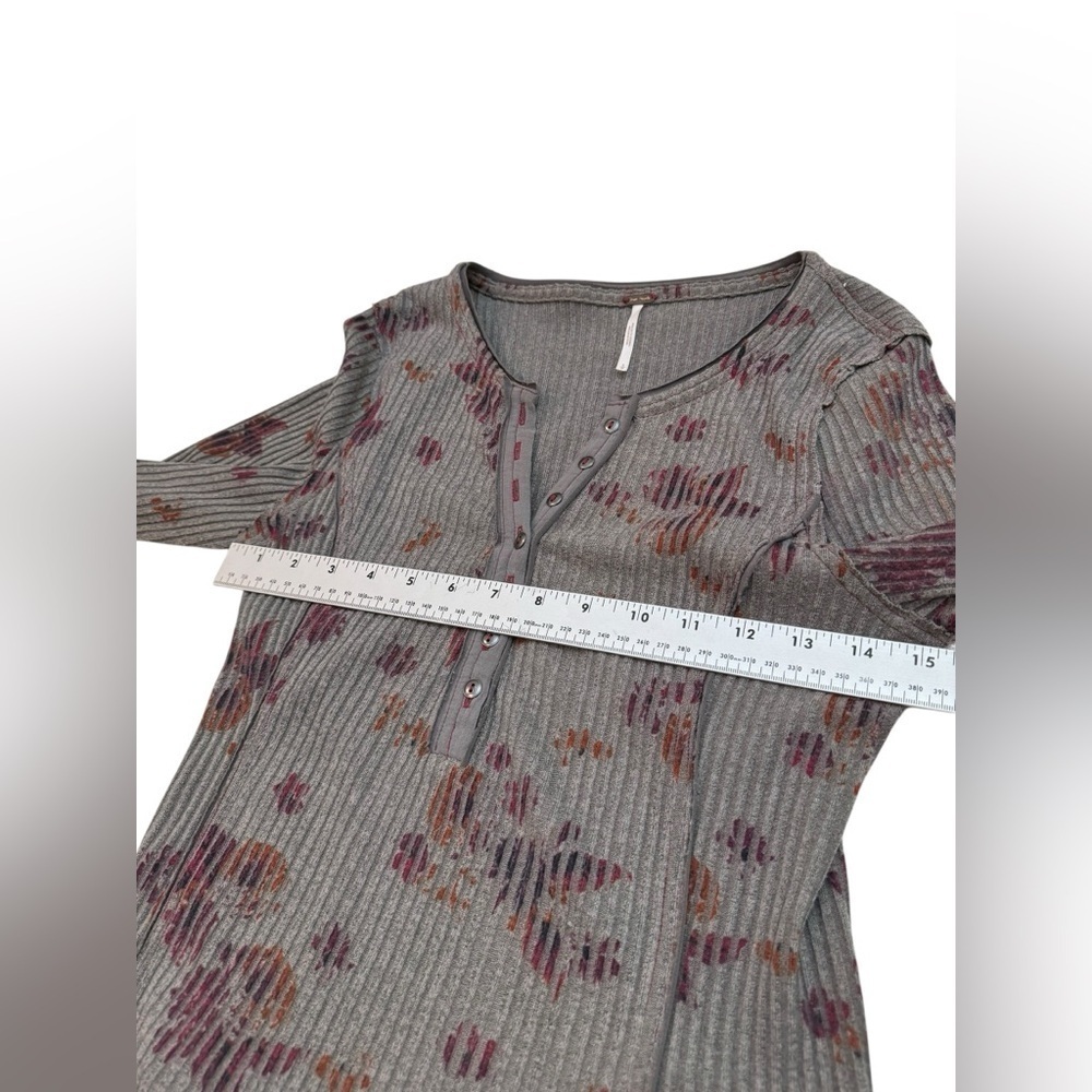 Free People Layer Me Henley Long Sleeve Top Gray Small - Picture 13 of 14